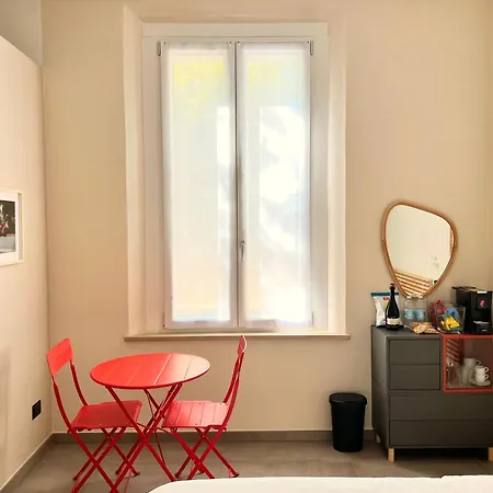 Red Collection, Boutiques & Suites, Center فندق مبيت وإفطار