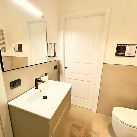Red Collection, Boutiques & Suites, Center فندق مبيت وإفطار 3*