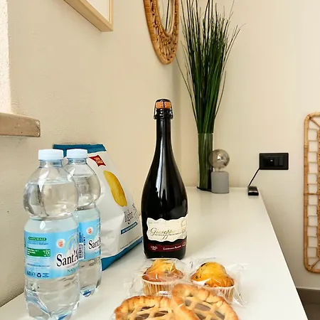 Bed & Breakfast Red Collection, Boutiques & Suites, Center Modena