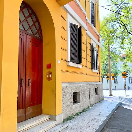 Red Collection, Boutiques & Suites, Center Modena