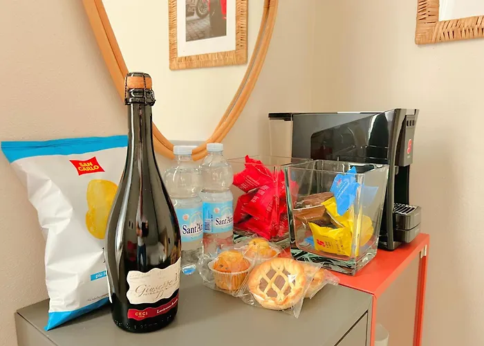 Bed & Breakfast Red Collection, Boutiques & Suites, Center Modena