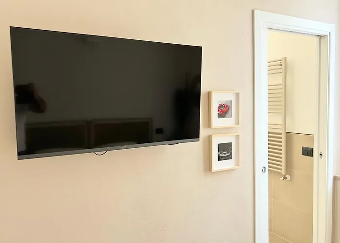 Red Collection, Boutiques & Suites, Center