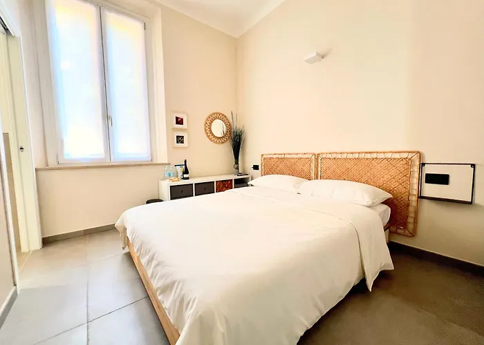 Bed & Breakfast Red Collection, Boutiques & Suites, Center 3*