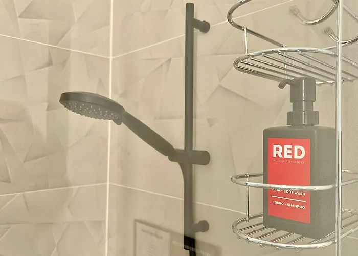 Red Collection, Boutiques & Suites, Center 3* Modena