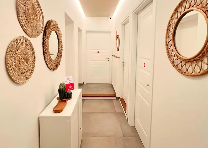 Red Collection, Boutiques & Suites, Center Bed & Breakfast Modena