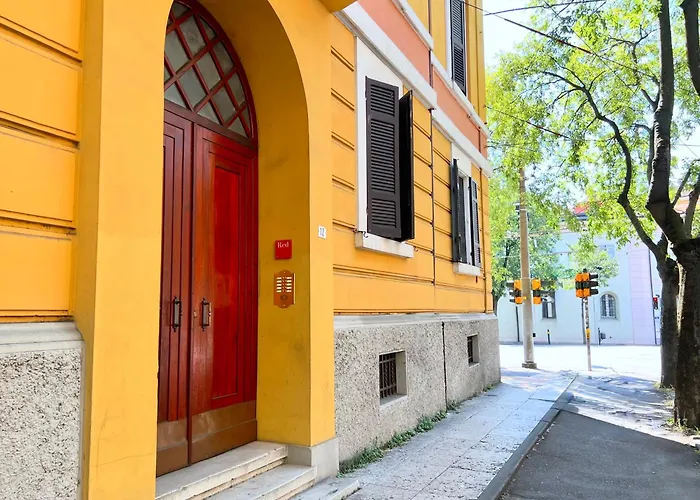 Red Collection, Boutiques & Suites, Center Modena